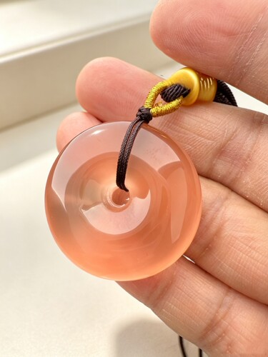 天然手工打磨青鱼石平安扣吊坠项链女款毛衣链鱼惊石面包扣挂件