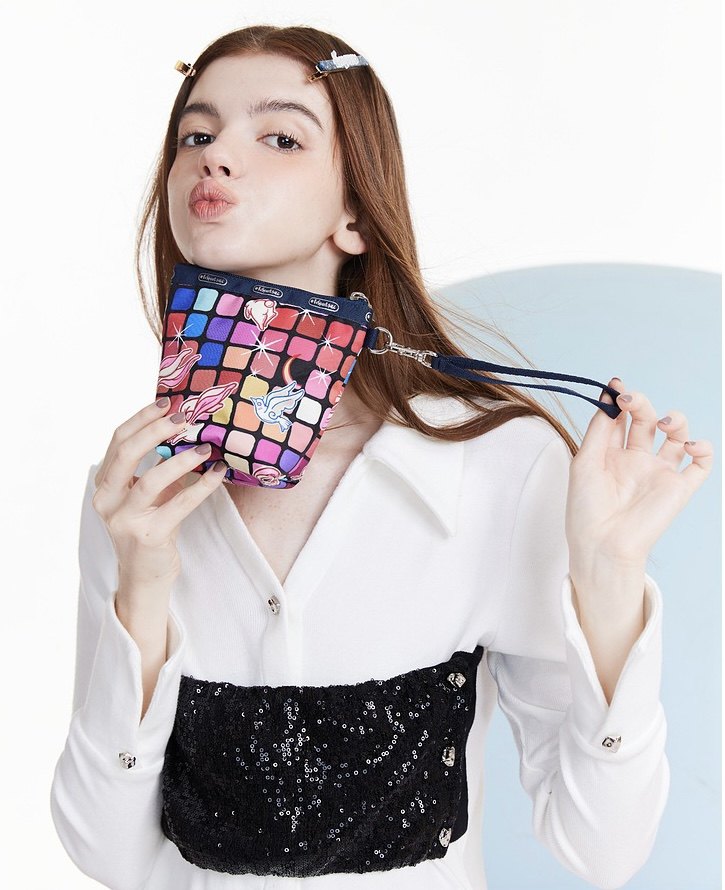 7106 新款手拿包化妆包小包钱包l24