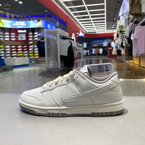 NIKEDUNKLOWRETRO男板鞋