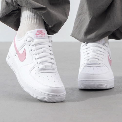 正品耐克AIRFORCE1女休闲板鞋