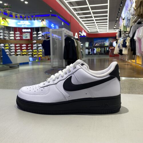 正品NIKE耐克AIR FORCE 1 \'07轻便舒适透气男运动休闲板鞋FJ4146