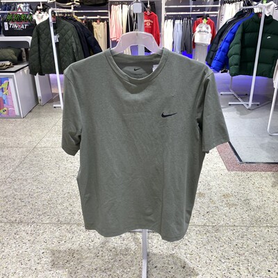 耐克短袖T恤男圆领运动休闲