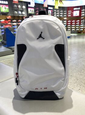 耐克运动训练旅行双肩包学生书包