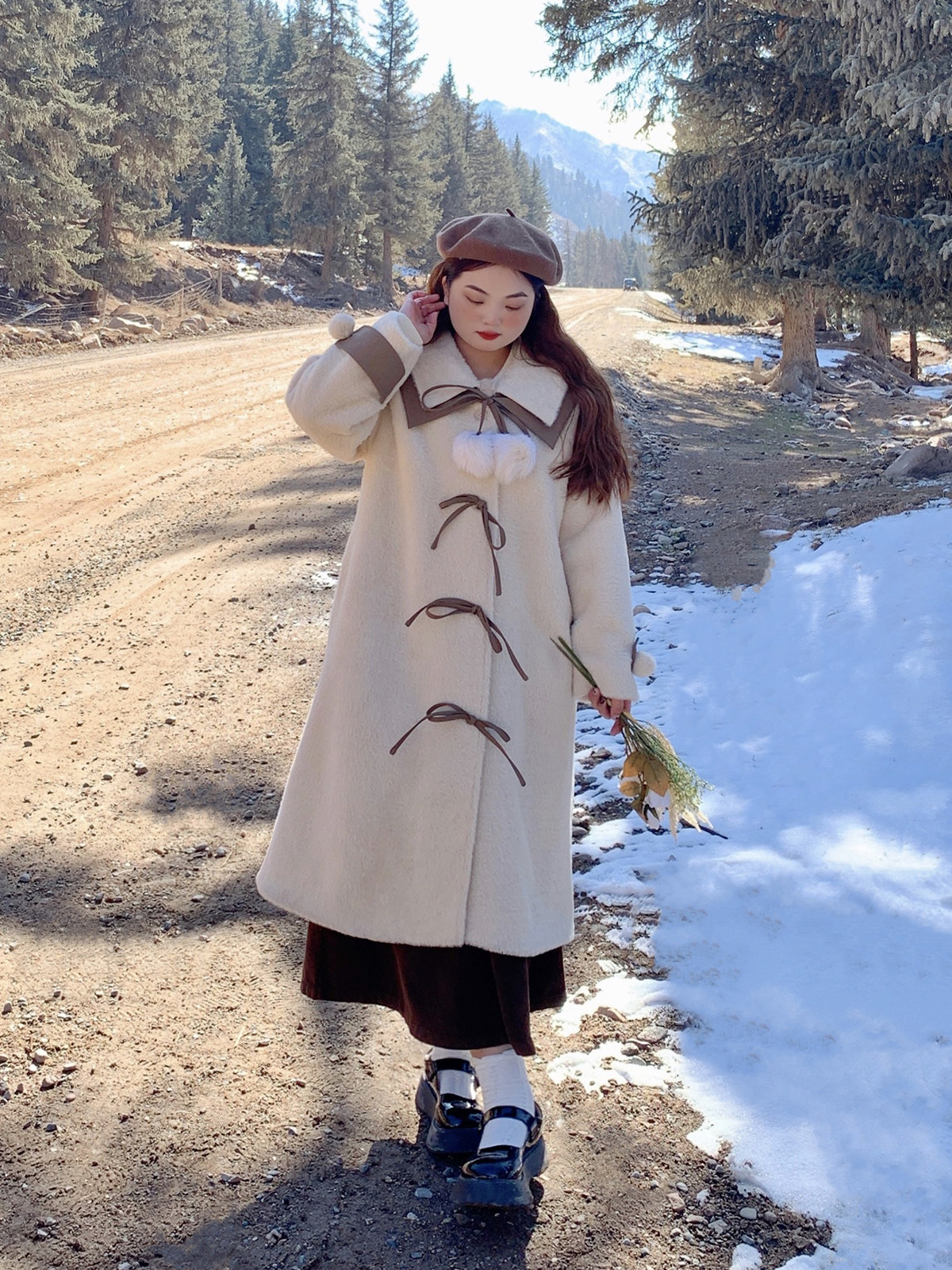 果壳麦麸-大码海军领大衣胖mm水貂绒皮草外套女年轻款减龄中长款