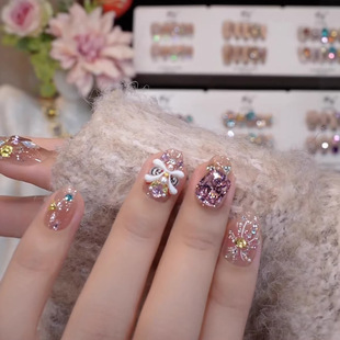 【暴富醒狮】纯手工穿戴甲爆闪钻球成品高级感显白纯手作美甲贴片