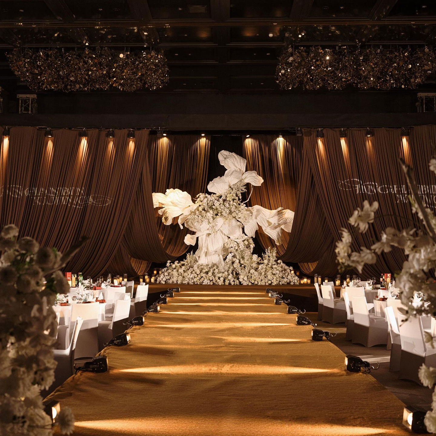 新款秋冬美拉德色系牛奶丝布料婚礼舞台背景布置婚庆吊顶装饰布幔