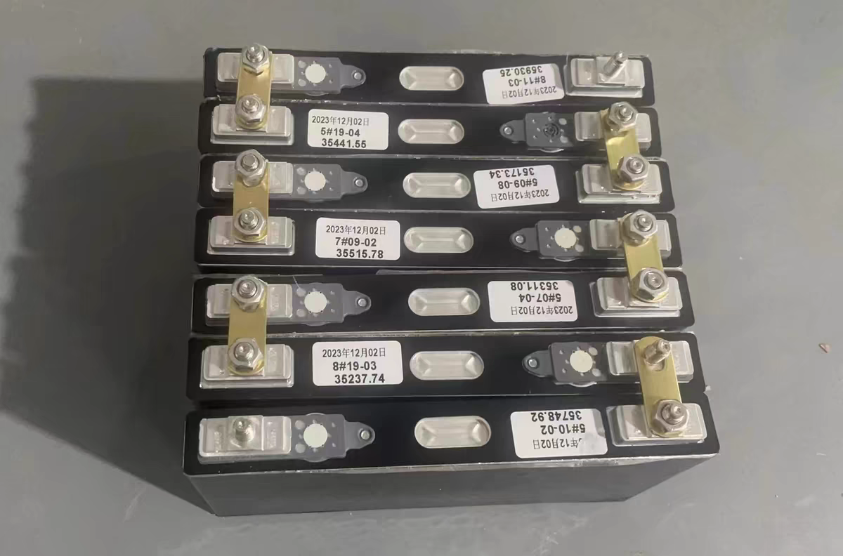 三星35A高倍率锂电池组连接片款强启12v24v应急启动电源强启电源