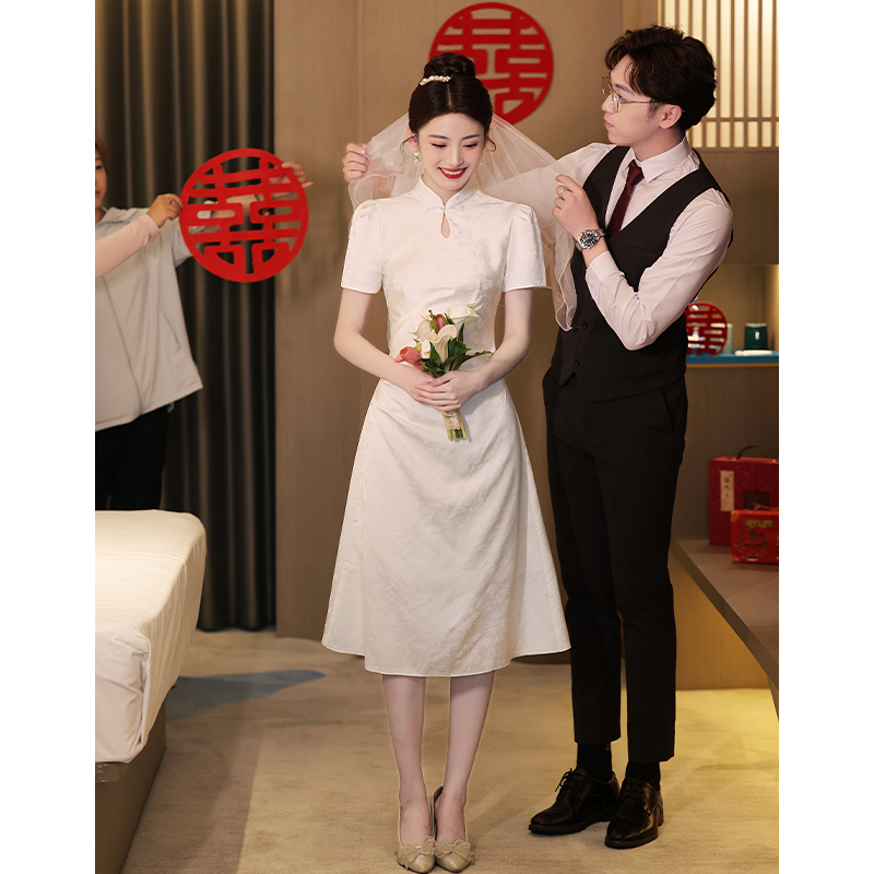 速发新中式订色旗袍日常可裙年轻款白婚礼服穿回门衣服领证登记连