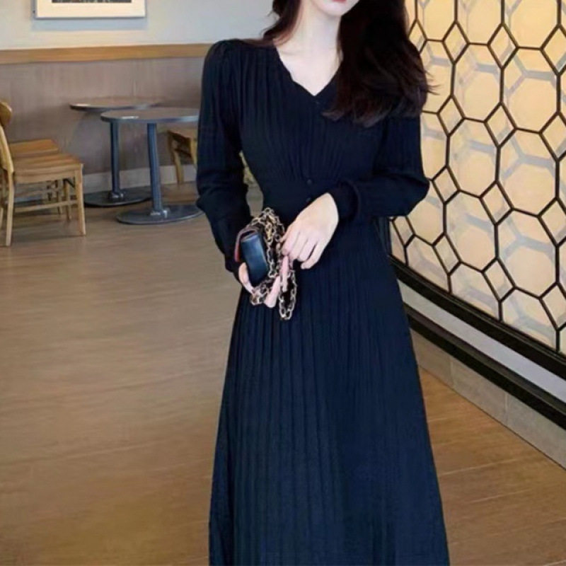 秋季新款配大衣毛衣裙打底内搭收腰显瘦长裙针织连衣裙女米白色