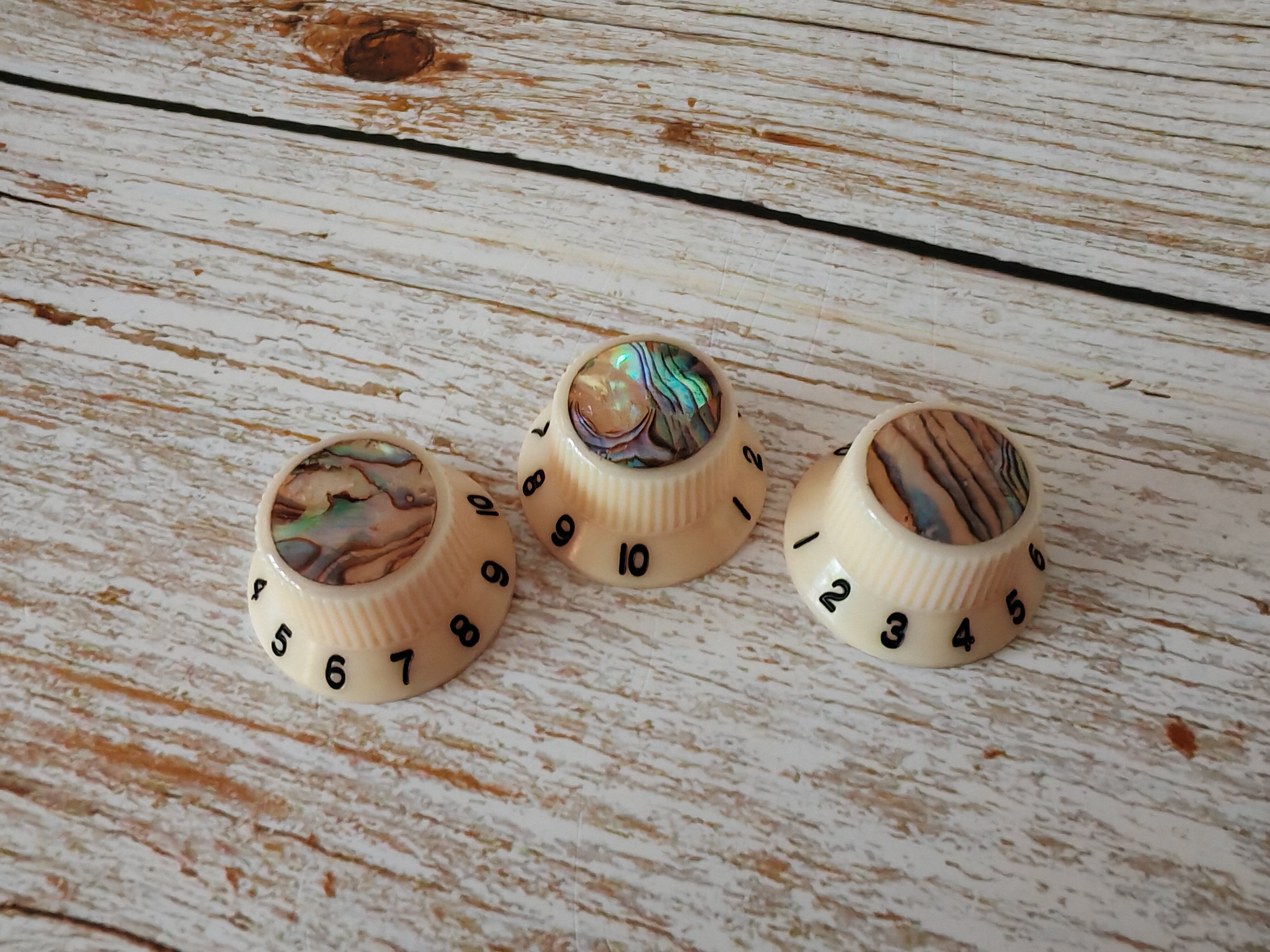 ST款式电吉他旋钮 电吉他配件音量音色旋钮 贝壳滴胶电位器帽黄色