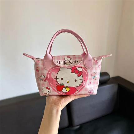 hellokitty包包斜挎女式手提单肩腋下挎包通勤饺子小拎包2025新款