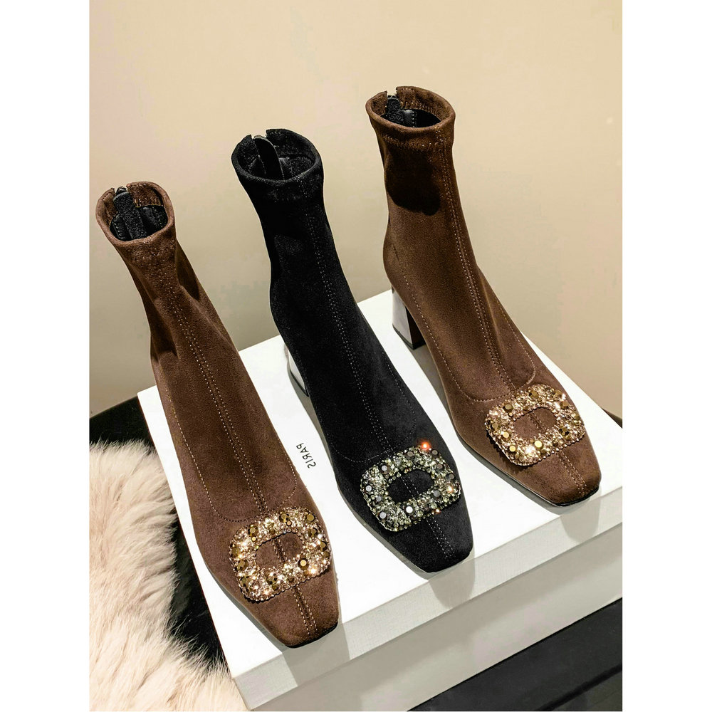 轻奢名媛风水钻方扣弹力瘦瘦靴女2024秋冬新款粗跟绒面袜靴小短靴