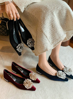 婚鞋春夏女秀禾服新娘鞋孕妇可穿低跟订婚结婚花朵单鞋不累脚红色