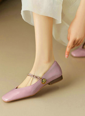 超软方头浅口玛丽珍鞋女漆皮通勤粗低跟金属链条一字搭扣单鞋紫色