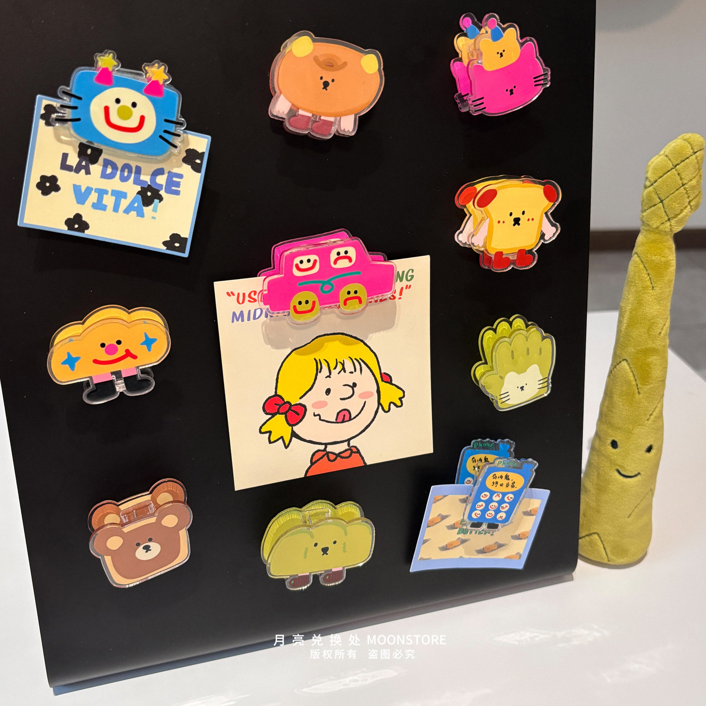 ins多巴胺彩色手绘磁吸无痕夹子