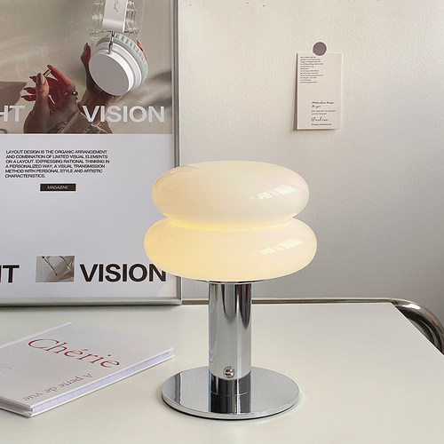 奶油风玻璃灯卧室床头护眼灯中古台灯无线调光充电氛围小夜灯礼物