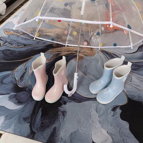 新款29-35轻便防滑粉色雨滴遇水变色中筒橡胶雨鞋女小童外贸尾单