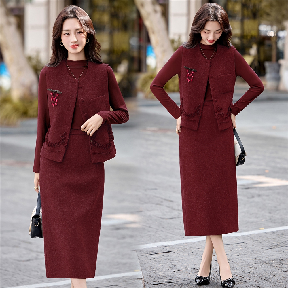 小香风毛呢套装裙马甲半裙三件套