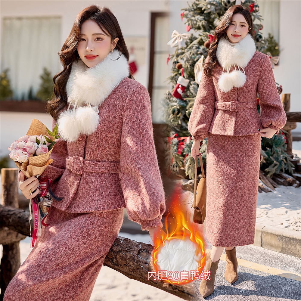 新中式羽绒服套装裙狐狸毛两件套