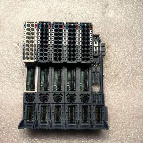 议价1.5kw变频器Y500－XS0015G1