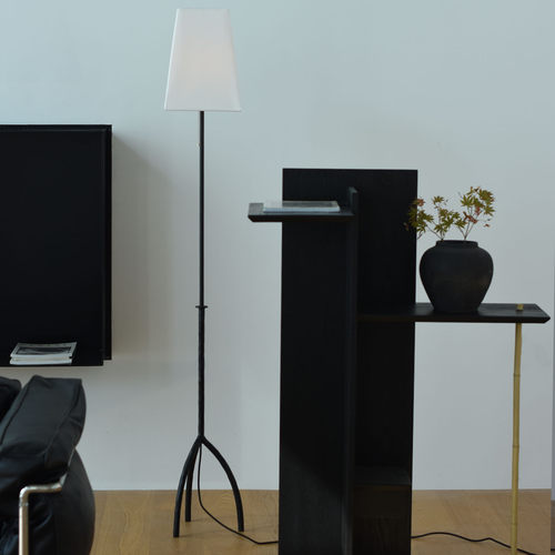 中古仓侘寂客厅卧室艺术床头极简民宿护眼北欧氛围锻打手工落地灯