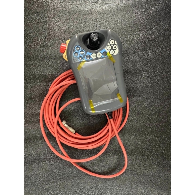 售前询价全新ABB机器人DSQC679示教器标配10米线缆