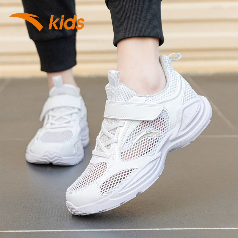 安踏大网眼透气运动鞋