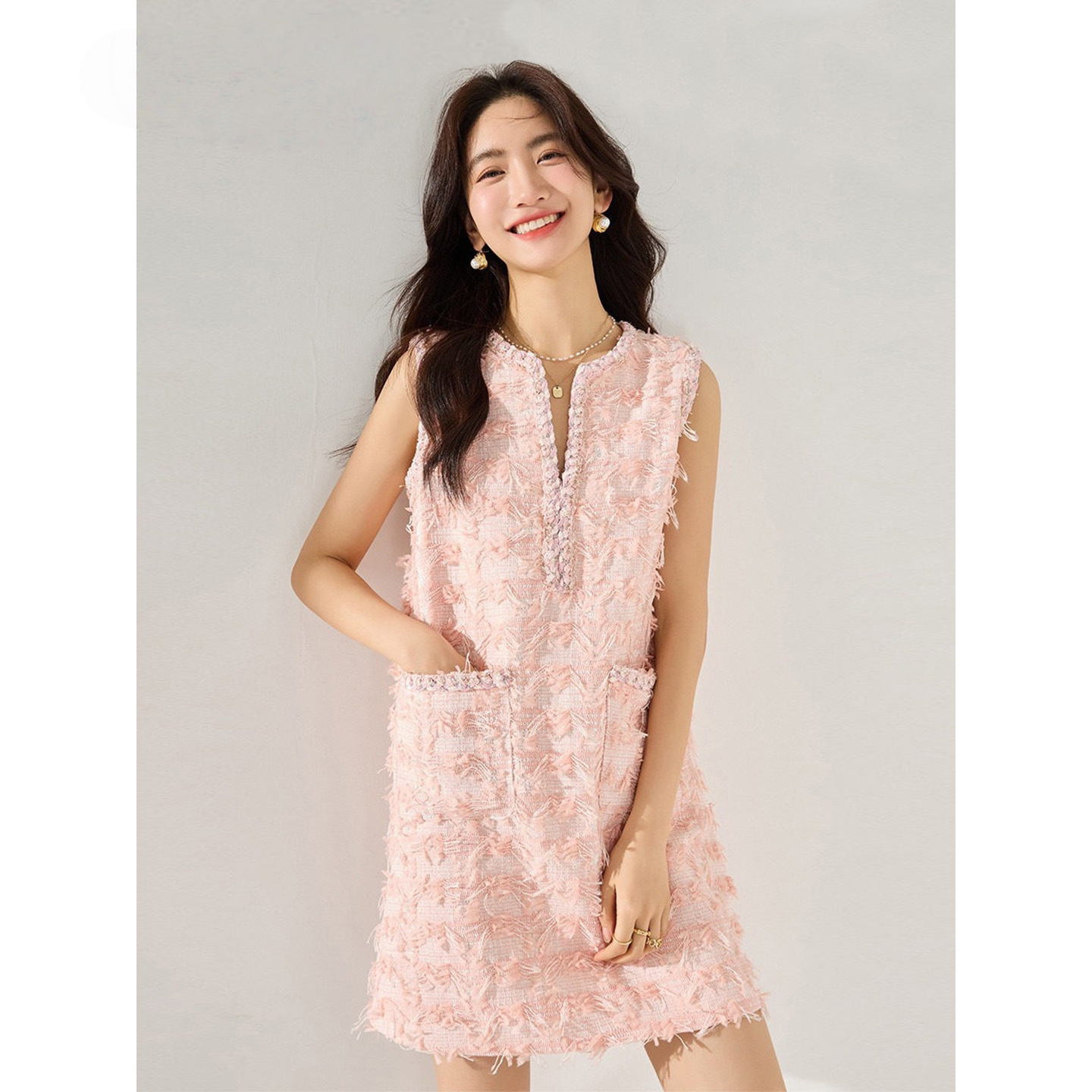 高个子粉色小香风背心裙2026春季新品小清新半开门襟流苏口袋短裙