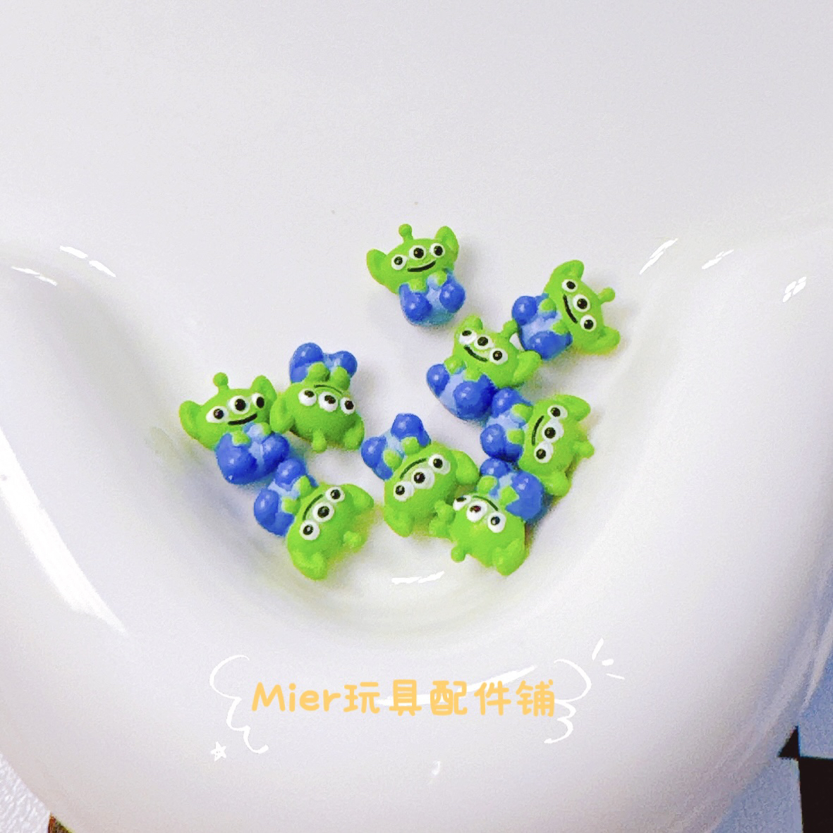 PVC小逼嘎玩具总动员三眼仔食玩场景娃屋奶油胶公仔DIY串珠笔刀