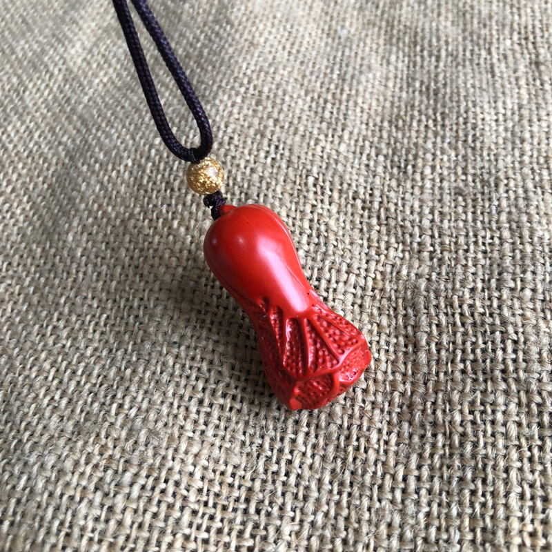 台湾原色朱砂招财毛衣链证书吊坠