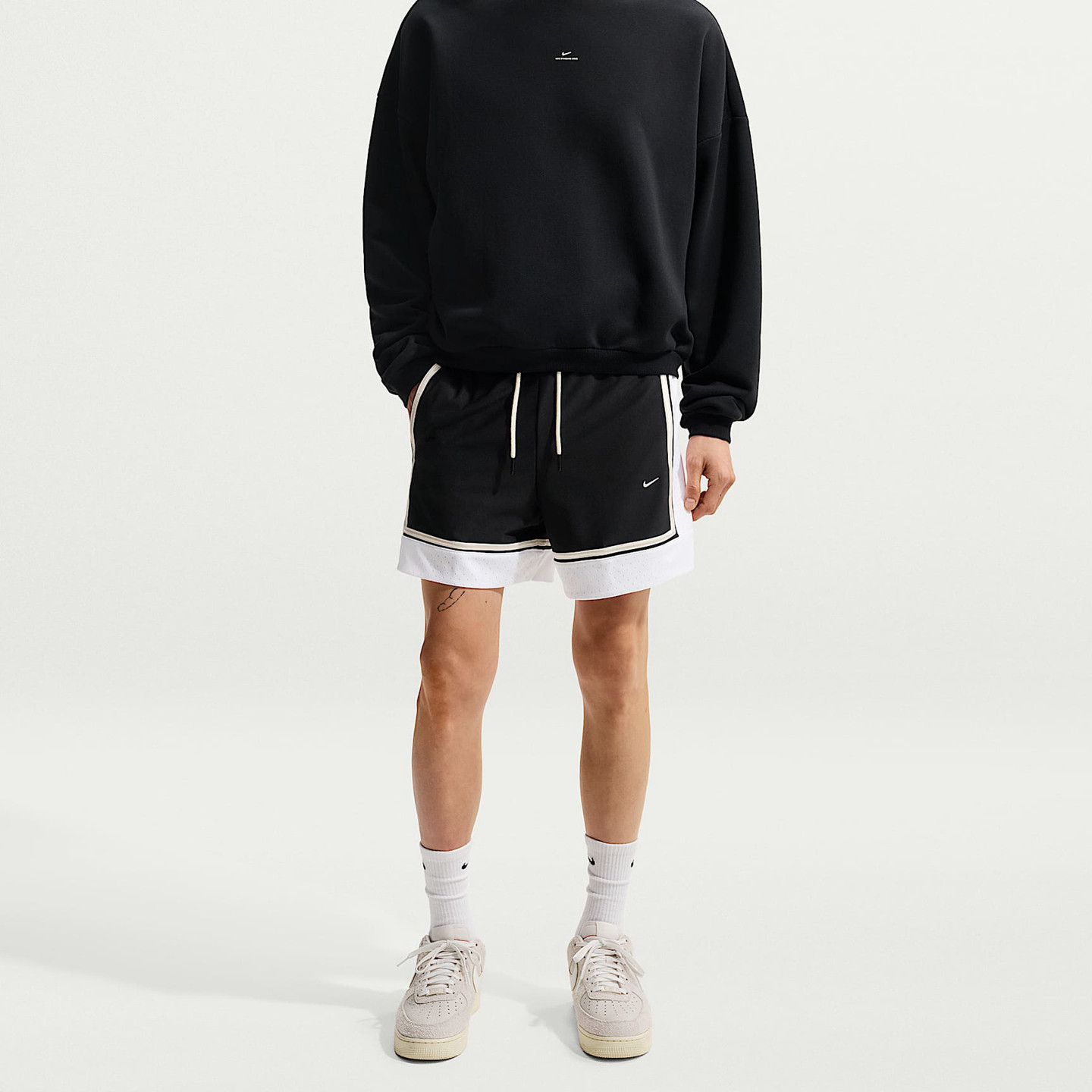 耐克Nike Standard IssueDri-FIT 耐克篮球小标系列男子速干短裤