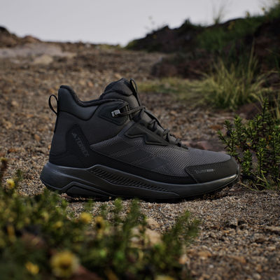 阿迪达斯TerrexFreeHiker防水轻便透气徒步鞋