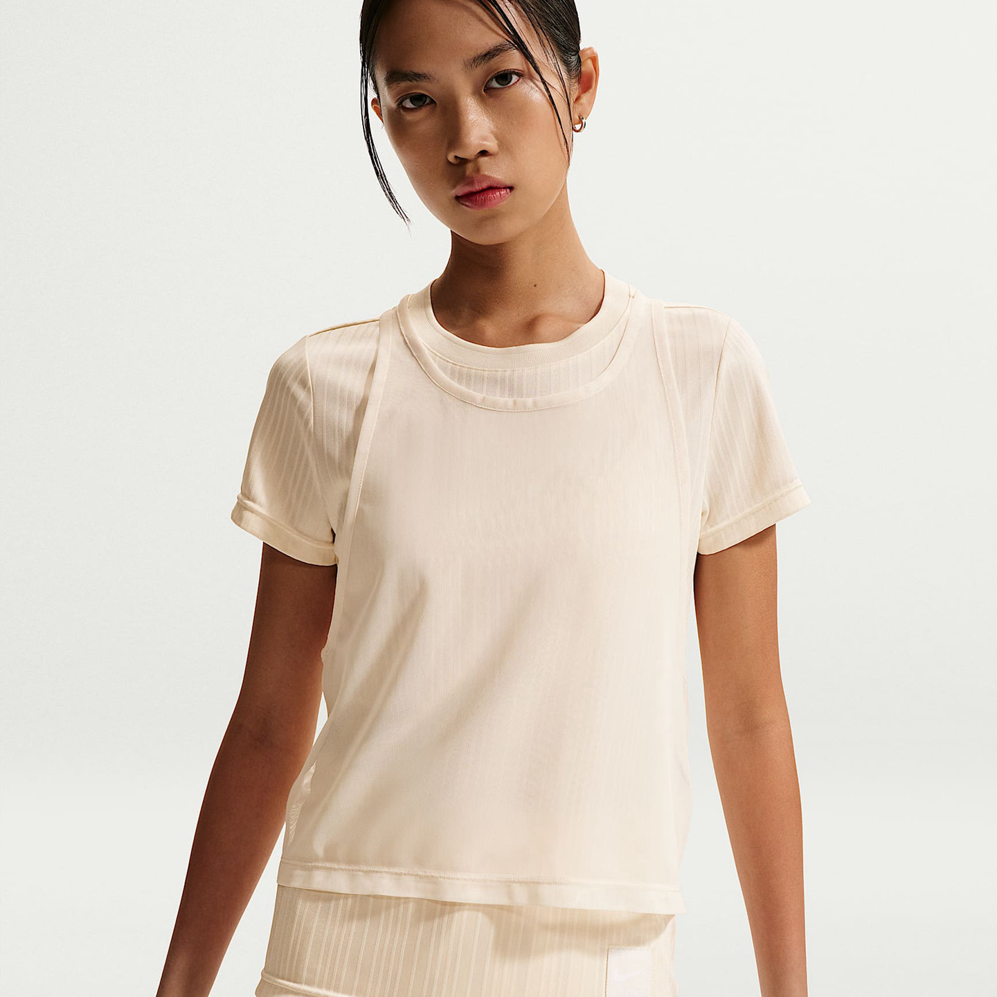 Nike/耐克Sportswear女子修身版型两件套针织上衣IF0525