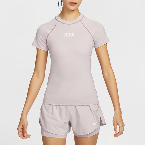 耐克NikeDri-FIT 女子速干短袖上衣IF0618