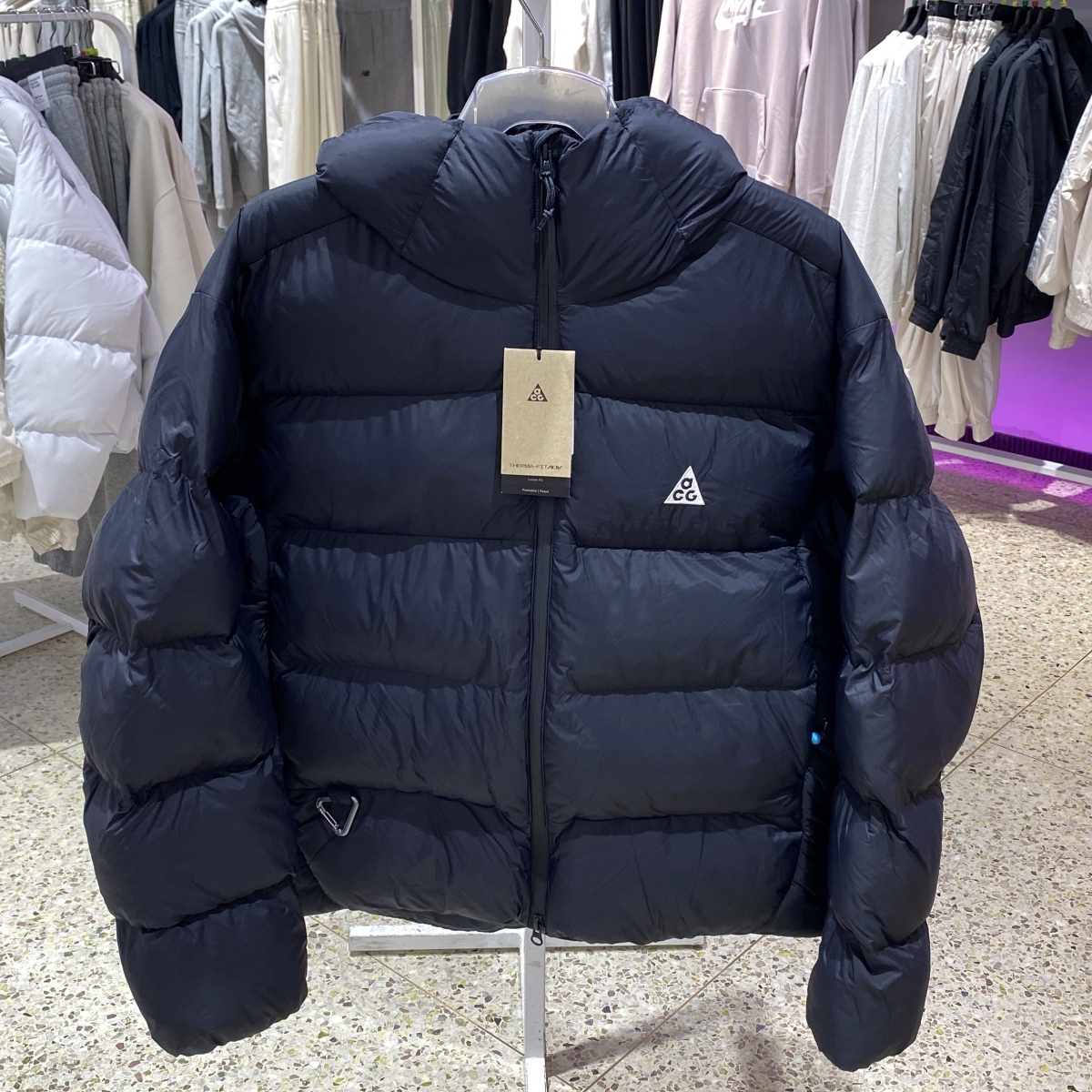 Nike/耐克男子宽松夹克冬季保暖轻便棉服外套FV8911