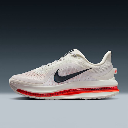 耐克Nike Pegasus Premium耐克飞马女子公路跑步鞋