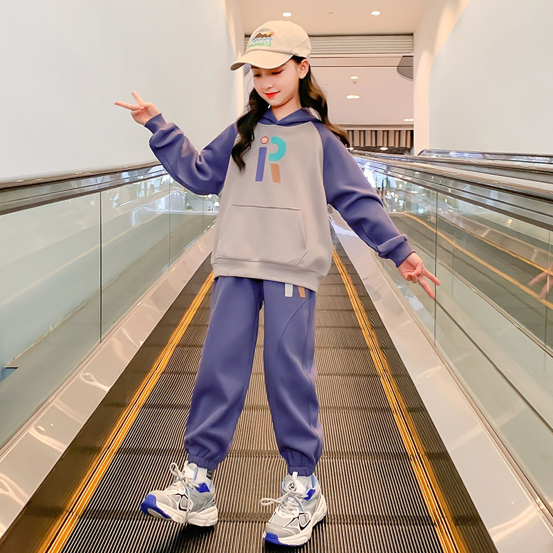 大牌折扣女童春装套装2026新款洋气时髦女大童童装儿童卫衣春秋网