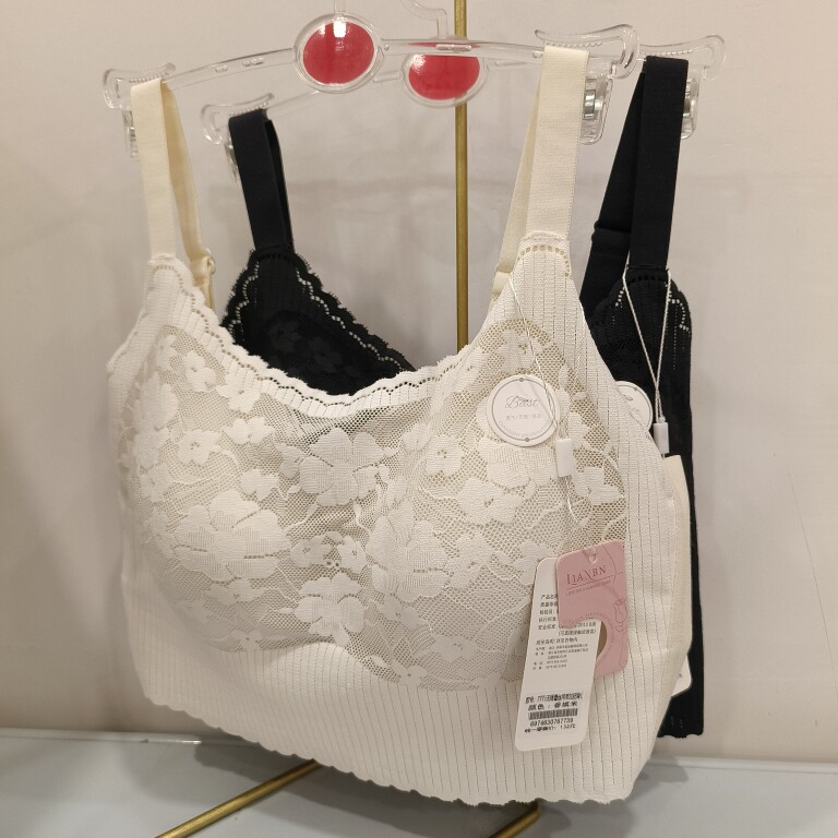 恋百年7773加肥一体固定杯蕾丝内衣收副乳无痕抹胸式裹胸文胸