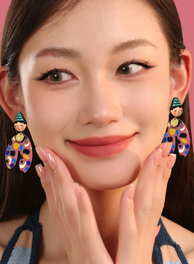 原创设计民族风可爱娃娃头像耳环彩色波点耳钉人像不对称长款耳坠