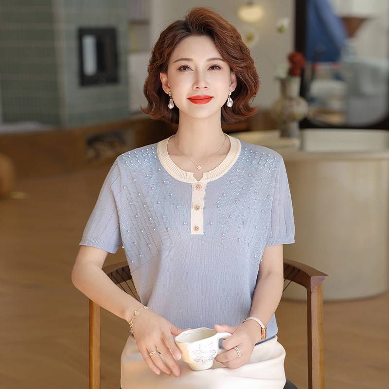 品牌专柜新款中年妈妈女装镶钻钉珠短袖t恤夏季薄款针织上衣洋气