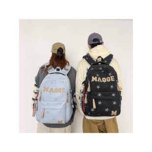 品牌专柜书包初中女生大容量简约星星中学生背包日系学院风高中生