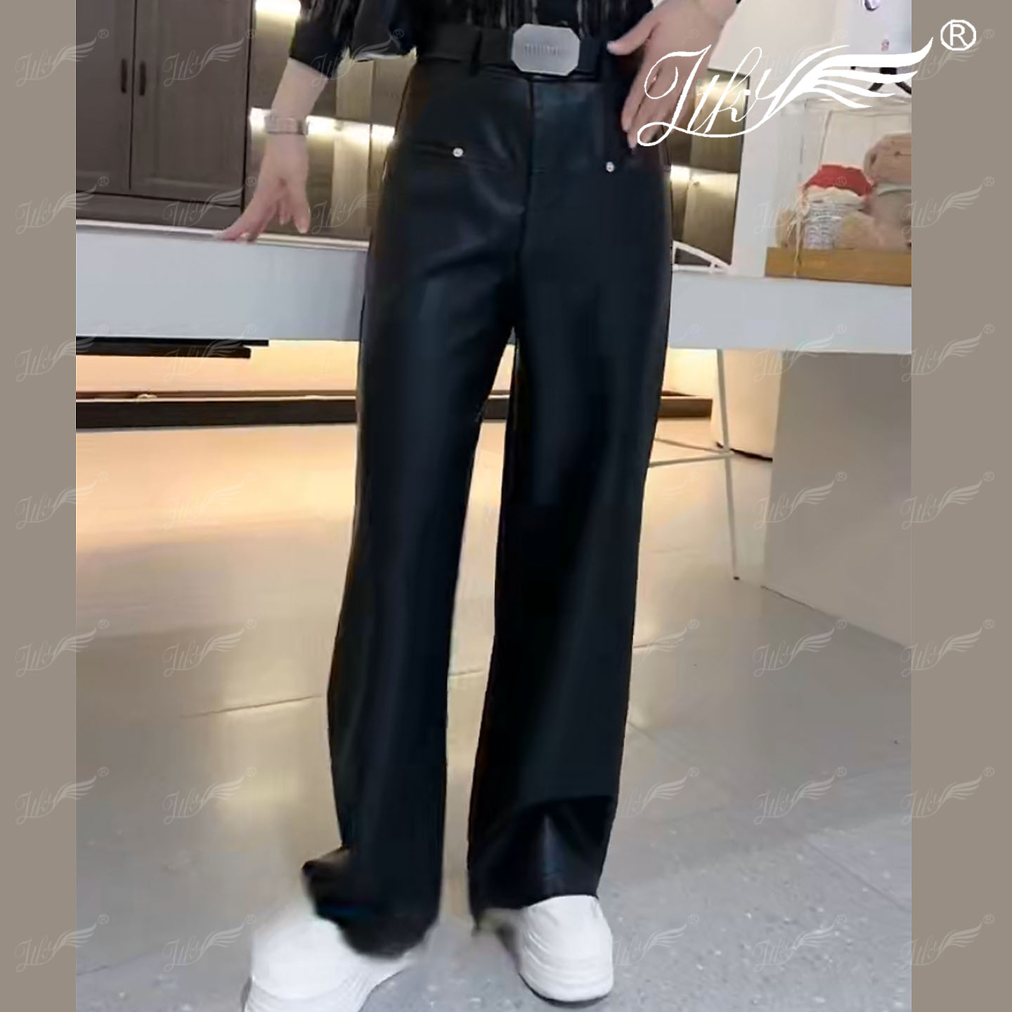 时髦休闲韩版洋气高端气质百搭高级感修身显瘦弹力PU皮高腰直筒裤