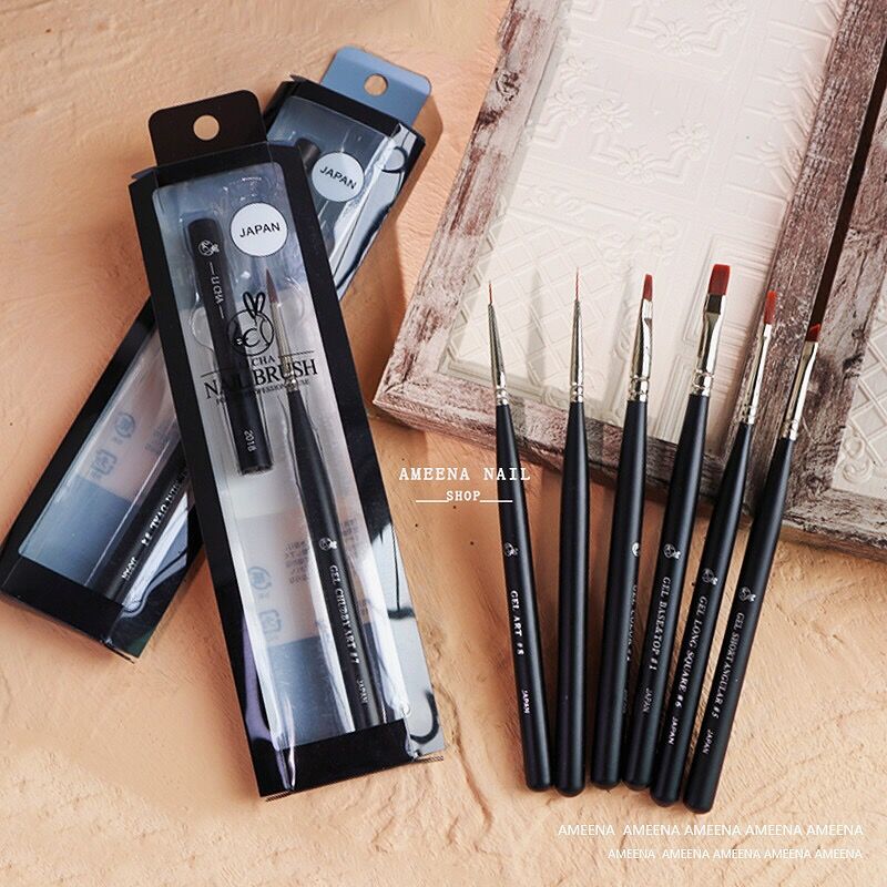 日本流氓兔哑黑杆PBT尼龙毛美甲笔刷平头光疗画花笔彩绘拉线套装