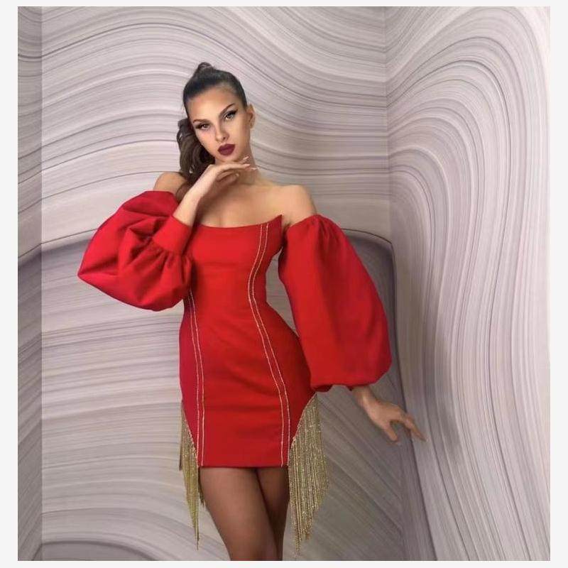 一字肩灯笼袖长袖金色流苏钻链修身包臀连衣裙短款bandage dress