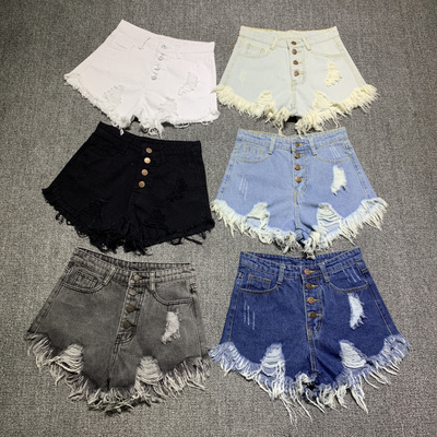 Raw Shredded Buttoned Denim Shorts  时尚毛边破洞排扣牛仔短裤