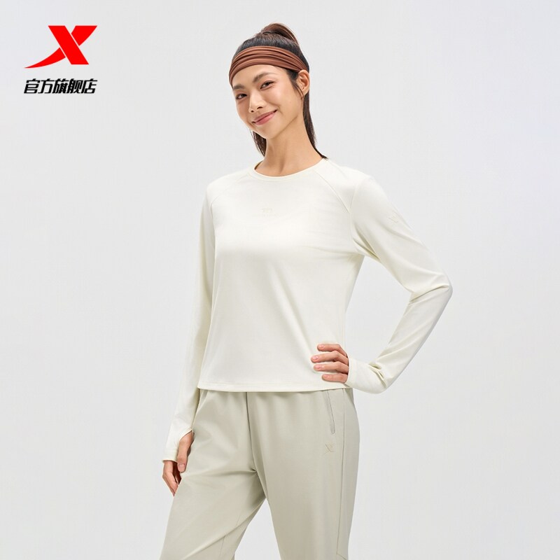 特步长袖T恤女2025秋季新款吸湿速干修身运动拼接内搭女士体恤衫