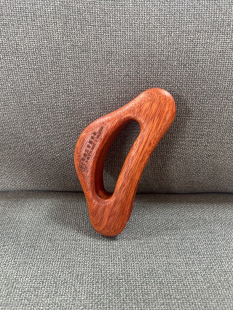 孙善升红檀木三角型带脉推板疏通中焦擀筋刮痧按摩刷经络腿部肩颈