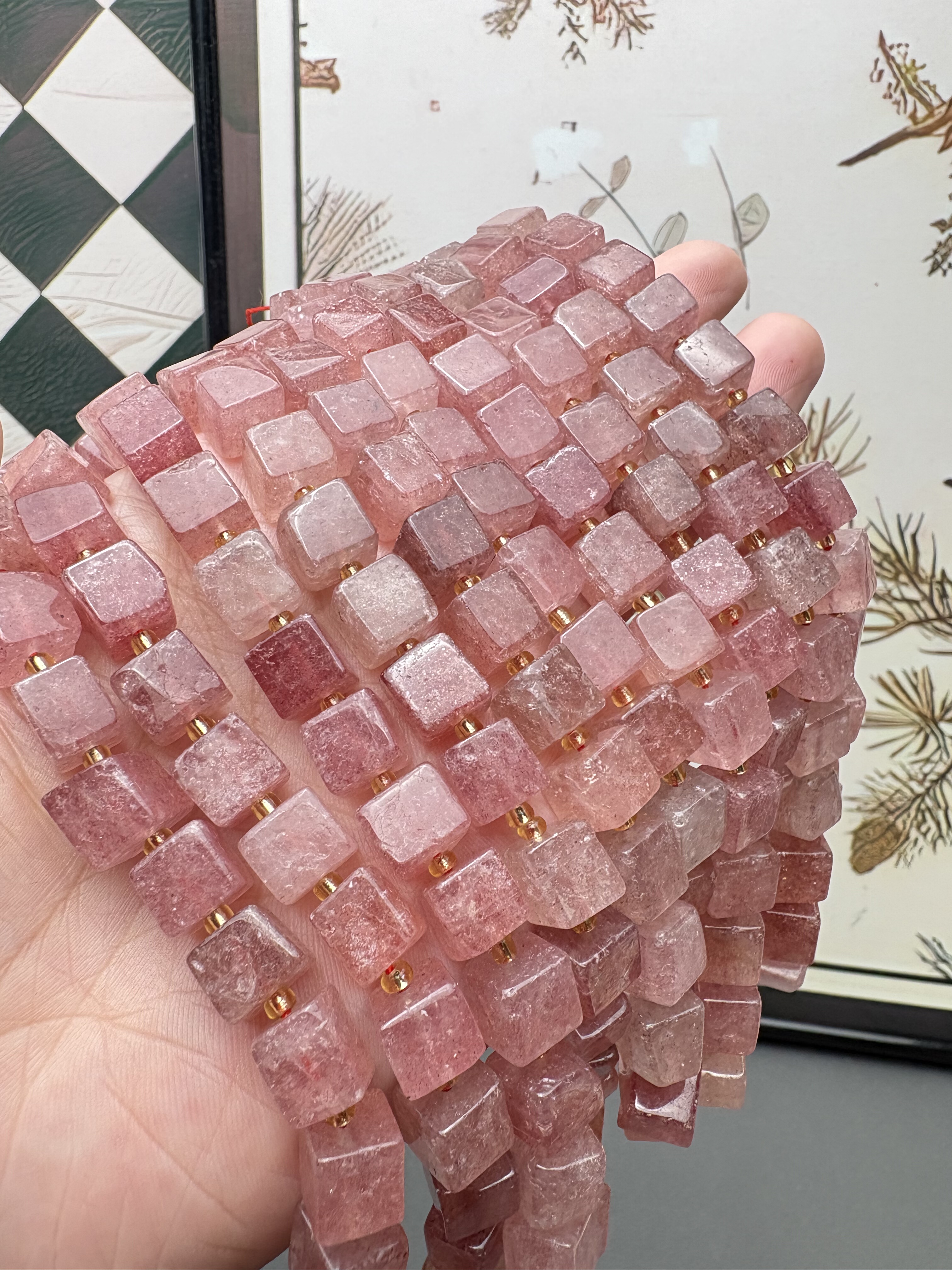 天然外贸款浓郁草莓晶方粒方糖diy手串项链半成品搭配 约8.5mm