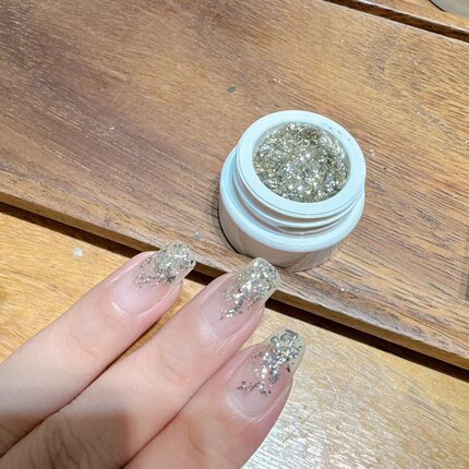 美甲甲油胶富贵儿碎银亮片一罐5克不满罐需要照灯的胶