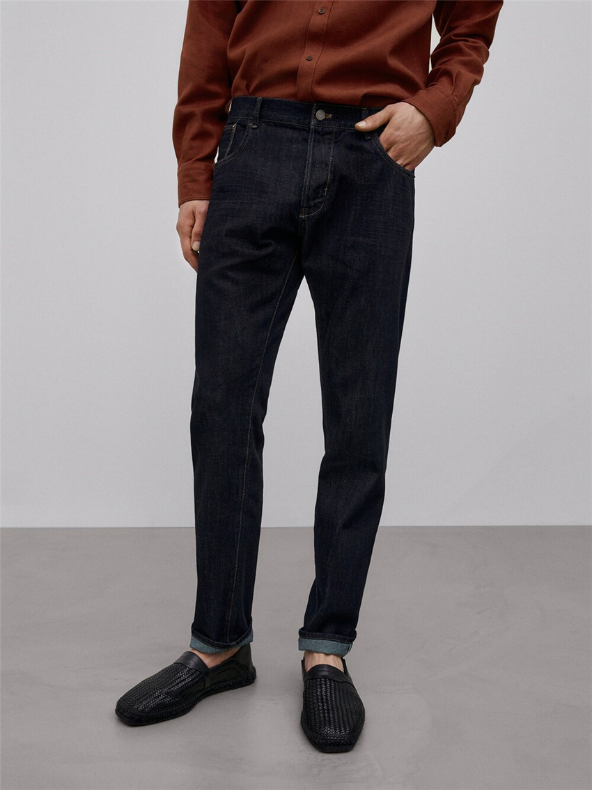 缝边锥形纽扣开合男士牛仔裤